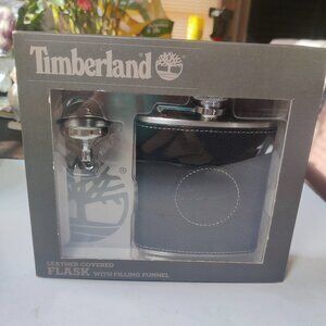 Timberland Leather Flask, Filling Funnel, Gift Boxed, Sourced Leather 6oz